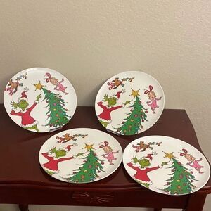 🎄🎁 set of 4 Grinch, Max & Cindy Lou Who Plate